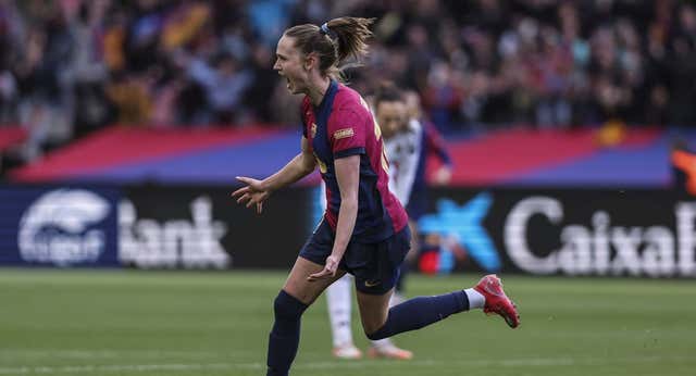 Caroline Graham Hansen, entre dos y tres semanas alejada de los terrenos de juego