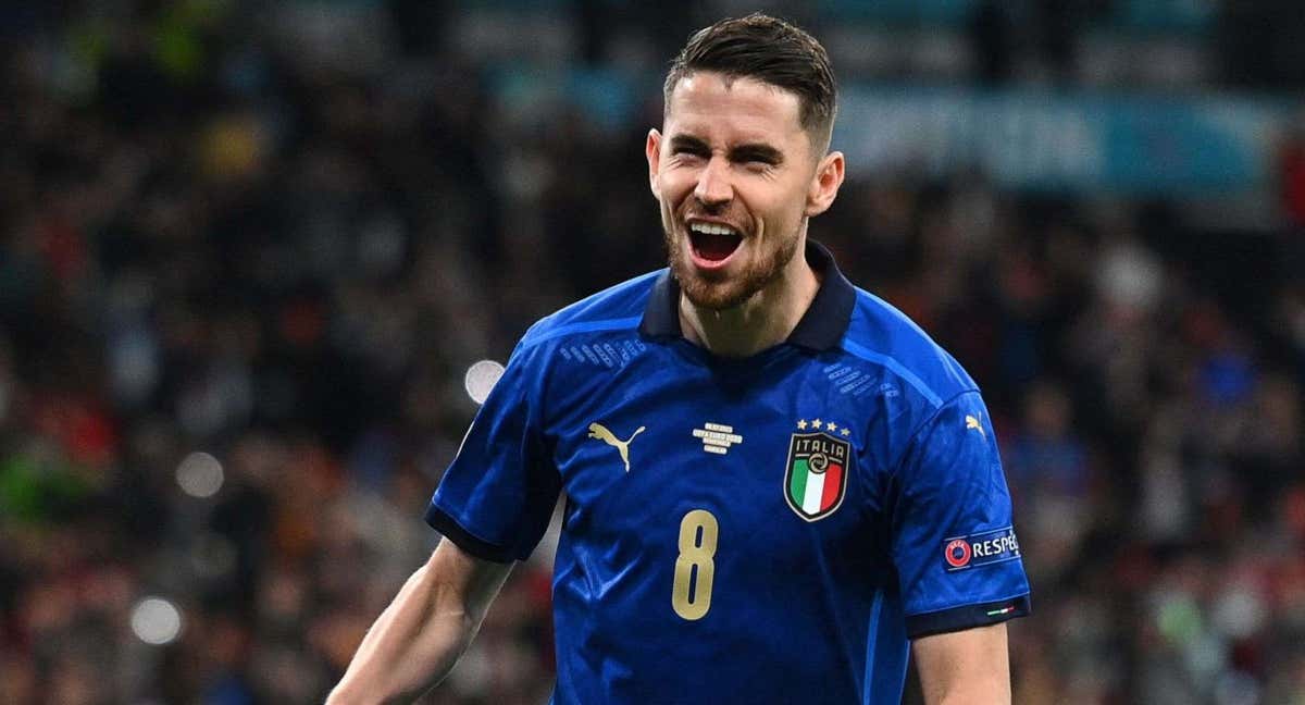 Jorginho celebra un penalti contra España en la Euro 2020.