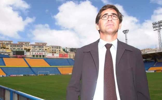 Fernando Vázquez, en el Estadio Insular FARO DE VIGO