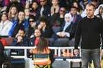 Hansi Flick se entusiasma con su Barça pero lanza una alerta para la final del Metropolitano: «Raphinha no se sentía bien»