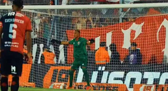 Ander Herrera acaba entre lágrimas tras lesionarse a los cinco minutos en un duelo que encumbra a Keylor Navas