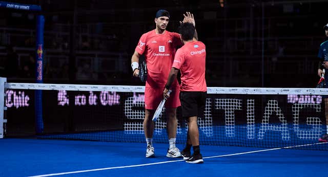 Ale Galán y Fede Chingotto, campeones por sorpresa del Santiago P1 tras la repentina retirada de Franco Stupaczuk y Juan Lebrón