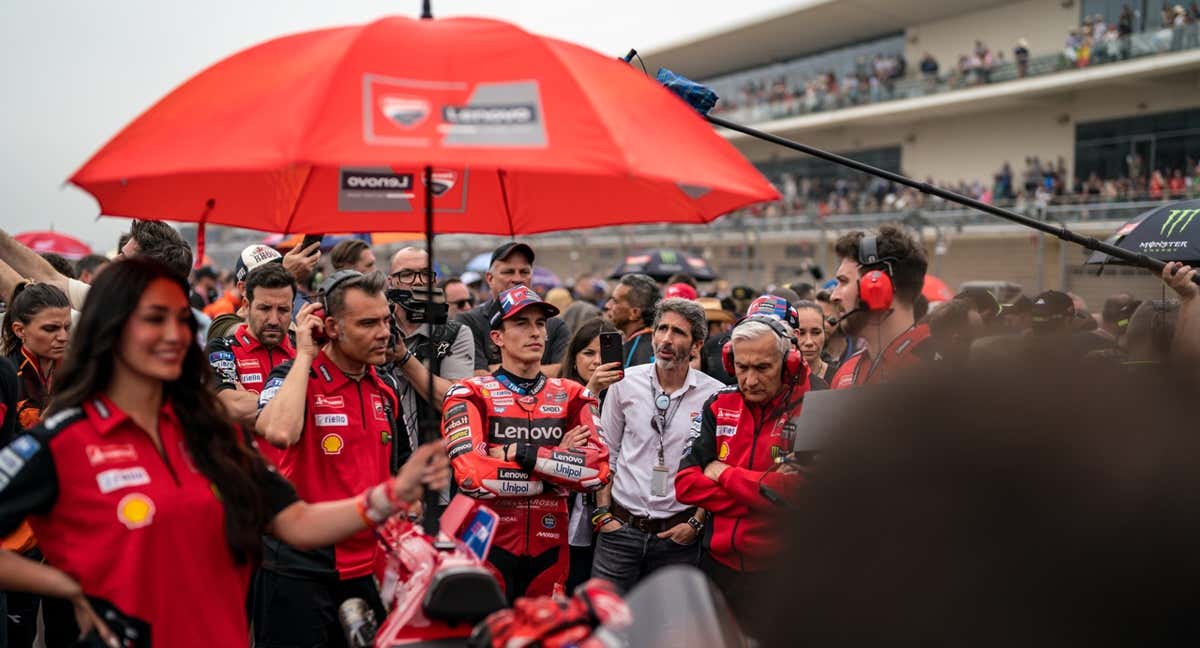 Marc Márquez en la parrilla de salida de COTA antes del caos.