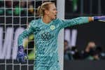 Golpe del Real Madrid en el mercado: a punto de fichar a Merle Frohms, la portera alemana del Wolfsburgo