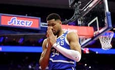Antetokounmpo y Morant calientan a seis partidos de los playoff