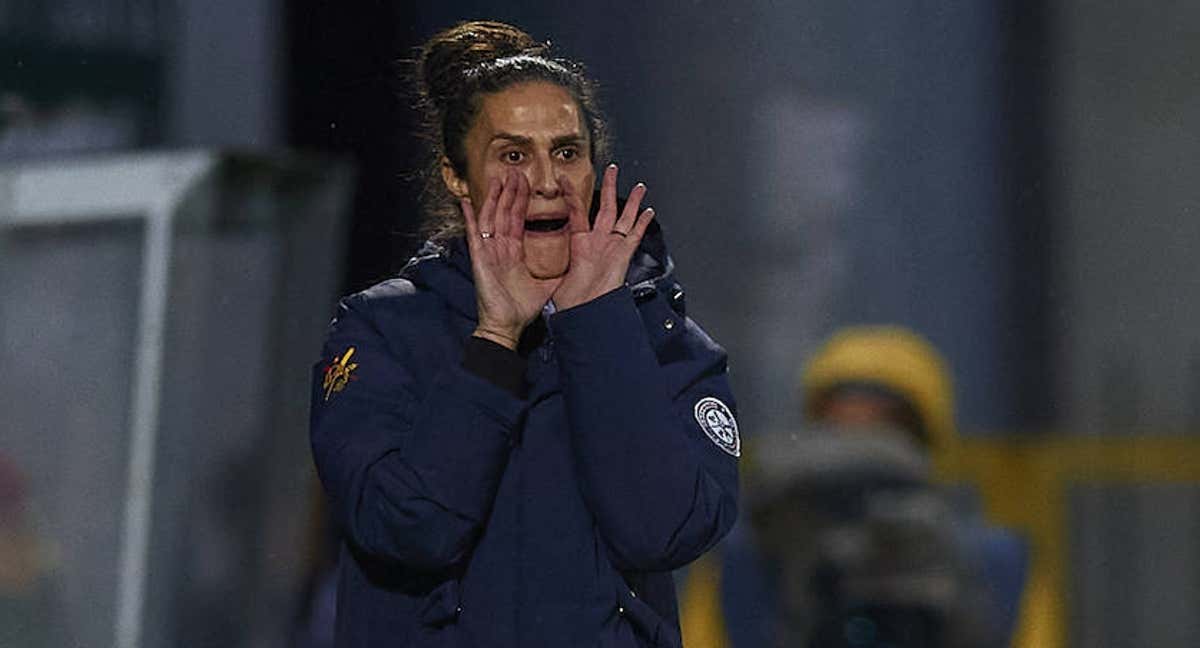 Montse Tomé, seleccionadora española, en el partido de España contra Portugal en la Nations League femenina.