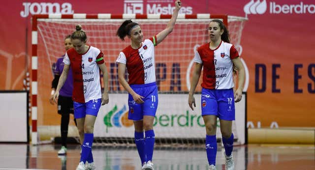 María Sanz, baja temporal por una miocarditis aguda