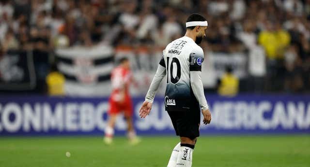Memphis Depay desata una tormenta en Brasil por una filigrana… que a partir de ahora será ilegal