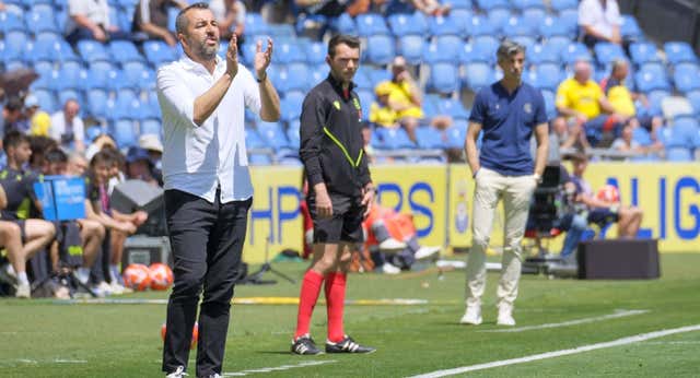 Diego Martínez no piensa en la dimisión: «Aquí no se rinde nadie»