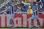Festival goleador de la Real Sociedad frente a Las Palmas, que se hunde un poco más