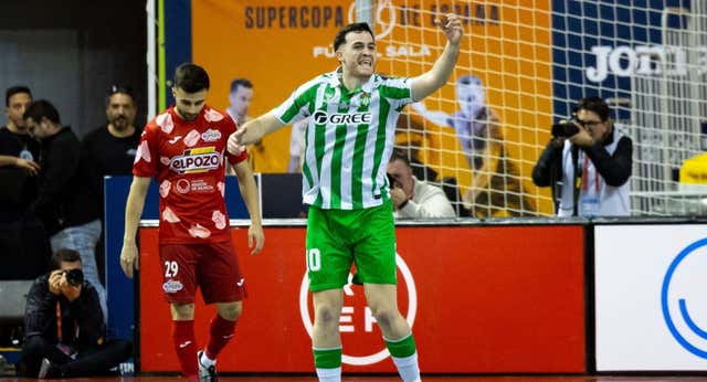 Jimbee Cartagena blinda a Pablo Ramírez y ata a Cristian Povea