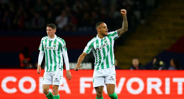 Dónde ver en televisión y online el partido del Betis hoy de Conference League y a qué hora empieza