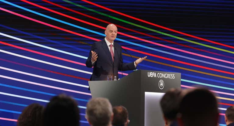 Infantino, presidente de la FIFA, durante el último congreso de la UEFA en Belgrado.