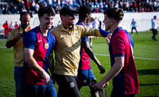 Juliano Belletti va a por el póker mientras el Barça estudia la fórmula para que entrene al filial: “Tiene ADN y un punto de salsa brasileña”
