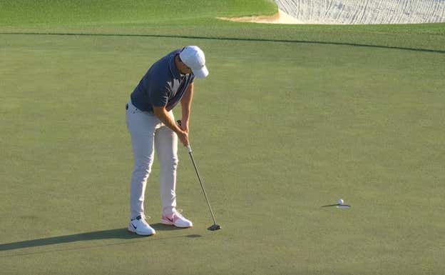 El error de McIlroy para ganar el Masters de Augusta.  REUTERS