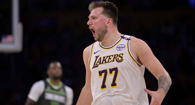 Luka Doncic da un toque de atención a sus compañeros tras la primera derrota en los playoffs: «Tenemos que jugar más físico»