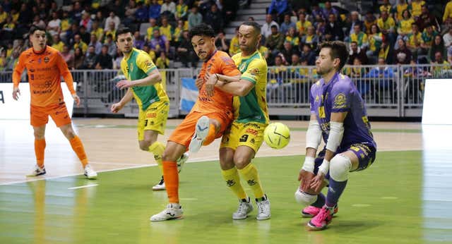 Rikelme, un jugón zurdo para Jaén