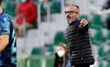 Cervera ya no puede más con el tema de los árbitros: “Quizás esto alimenta y gusta para que haya de lo que escribir y lo que hablar”