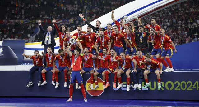 Real Madrid y Barça, los dos clubes españoles que más millones han recibido de la UEFA por ‘ceder’ a sus futbolistas a las selecciones
