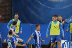 Mendizorroza tumba el sueño europeo de la Real Sociedad e impulsa al Alavés fuera del descenso