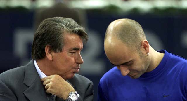 Una anécdota con Andre Agassi resume el valor de las estrellas como Carlos Alcaraz para el Mutua Madrid Open: «Santana estaba asustado»