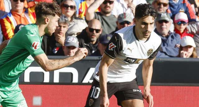 El Comité de Disciplina le quita la amarilla a André Almeida que acabó en gol del Espanyol y justifica el enfado del Valencia