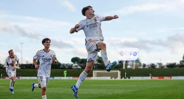 El Real Madrid y Raúl sonríen: César Palacios está de vuelta