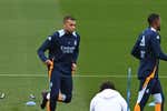 Por qué no juega Mbappé como titular contra el Barcelona en la final de la Copa del Rey