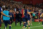 El 'Viva la Vida' de Coldplay que anunciaba al mejor Barça de la historia vuelve: «Flick les tiene que rebajar la euforia»