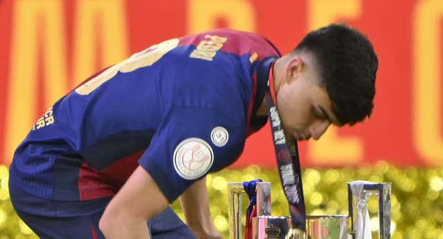 Lío entre el Barcelona y la RFEF en la celebración de Copa: «Aquí lleno de youtubers y mi familia arriba»