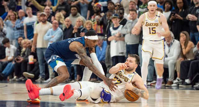Los lamentos arbitrales de los Lakers y una apuesta arriesgada de su entrenador apoyan la teoría «decepcionante» de Luka Doncic