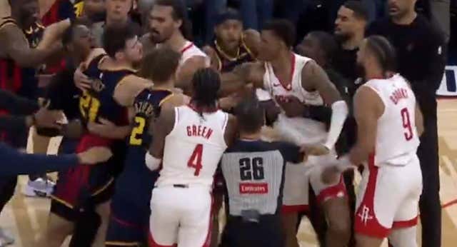 Stephen Curry y Jimmy Butler le bajan los humos a Dillon Brooks, el último chico malo de la NBA: “Eres débil, una p…”
