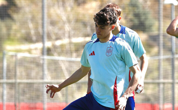 Thiago Pitarch, con la Selección española. INSTAGRAM