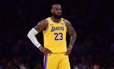 LeBron James deja la puerta abierta a su retirada tras el descalabro de los Lakers: «No sé cuánto tiempo quiero seguir jugando»