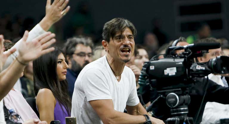 Dimitris Giannakopoulos, durante un partido.