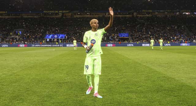 Lo que no se vio del drama del Barça en Milán: la amenaza de los ultras, el caos del metro y el accidentado gol de Raphinha