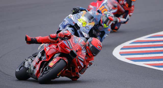Marc Márquez se enfrenta a sus errores tras perder el liderato: «El problema he sido yo»