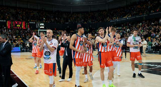 Los 366 días que hicieron al Leyma Coruña tocar la cima y despertarse del sueño de la ACB: “Hoy duele, mañana empezamos a construir de nuevo…”