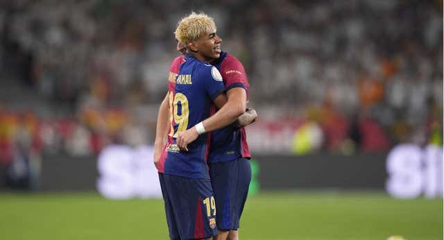 Los pasos de Dani Olmo y Alejandro Balde en el Espanyol… y esa prueba incompleta que hizo Lamine Yamal