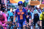El 'desconocido' Van Uden se luce en la fiesta de los velocistas y Pedersen sigue de rosa