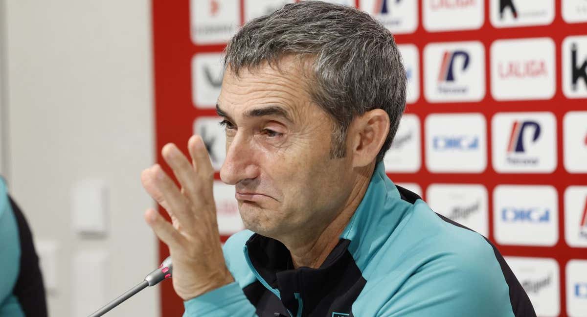 Ernesto Valverde, durante una rueda de prensa en Lezama./EFE