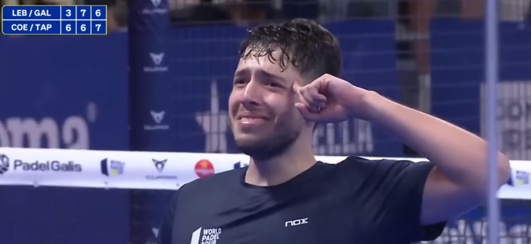 La emoción de Tapia tras lograr el número uno.  WPT