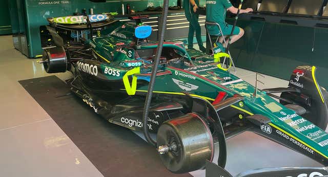 Se dispara la ilusión en Aston Martin: «Esperamos ganar varias décimas con este paquete para volver a la lucha»