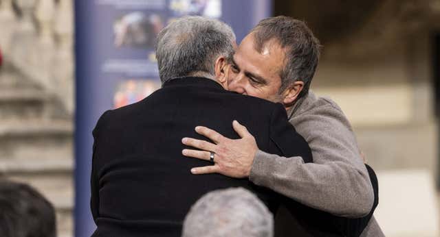 El olfato de Joan Laporta está tras el éxito del Barça: el consejo de Cruyff, el recelo con Xavi y la lectura en ‘El País’ que despertó la vía Hansi Flick