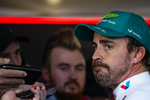 La nueva «tortura» de Fernando Alonso ha dejado de ser su coche: «Espero que en otra carrera puntuemos por suerte cuando no lo merezcamos»