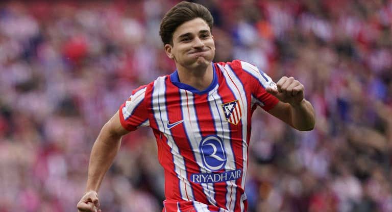 El show de Julián agita la fiesta del Metropolitano y fulmina a un Betis que miraba a Breslavia