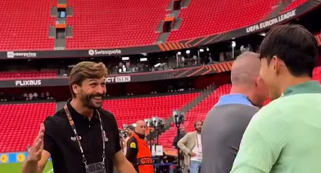 Llorente que jugó en el equipo londinense por dos temporadas, ahora se ha reencontrado con sus excompañeros.