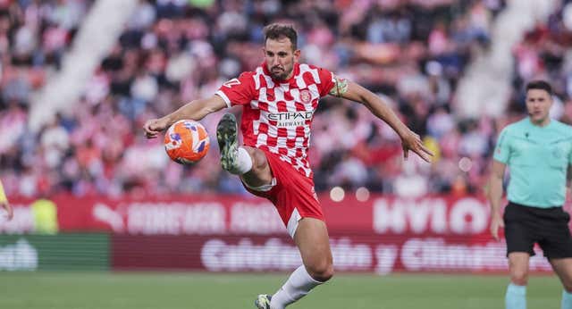 Los planes del Girona son mantener a Míchel y renovar a Stuani… con un ojo en la oferta italiana por Miguel Gutiérrez