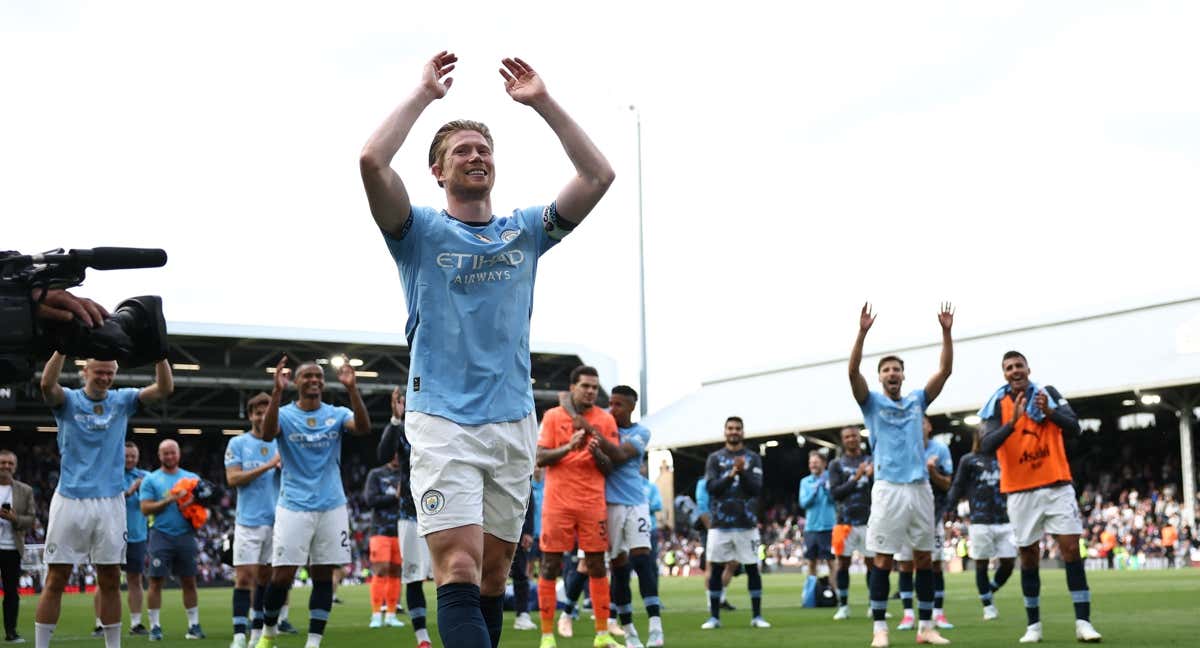 El Manchester City celebra su clasificación a la Champions. /Anne-Christine POUJOULAT / AFP