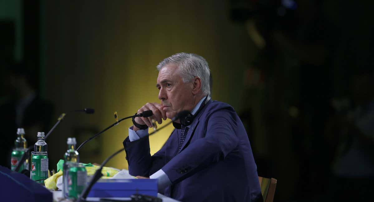 Ancelotti, en la sala de prensa. /EFE